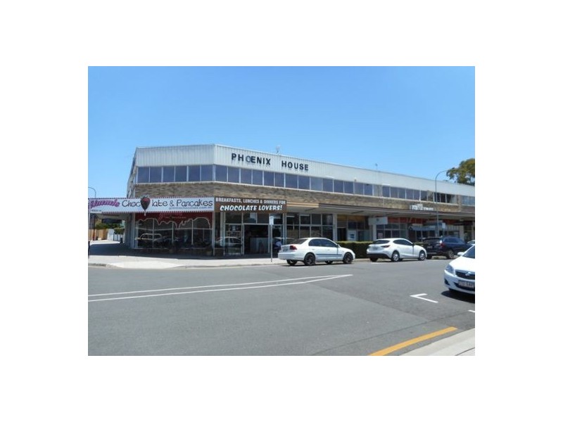 1 137 sutton st, Redcliffe QLD 4020