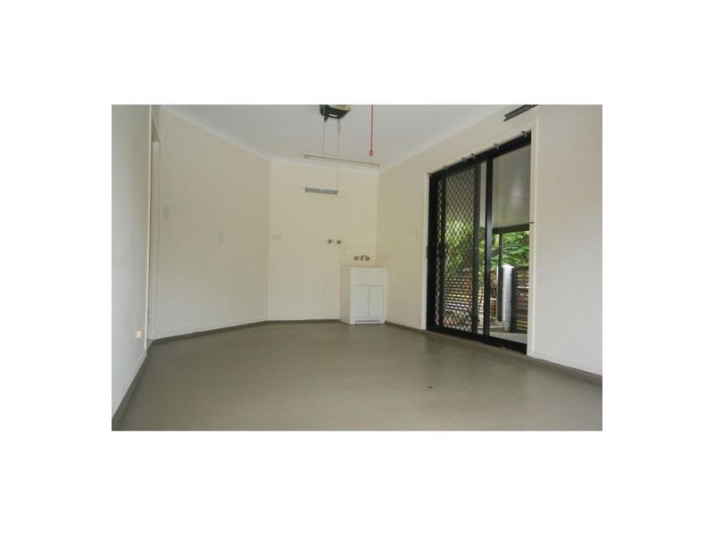 3 10 WOODCOCK STREET, Scarborough QLD 4020
