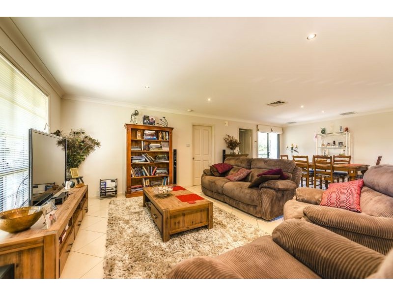 8 Melaleuca Place, Urunga NSW 2455