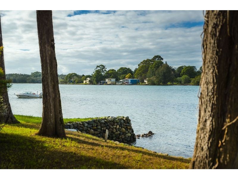 12 Vernon Crescent, Urunga NSW 2455
