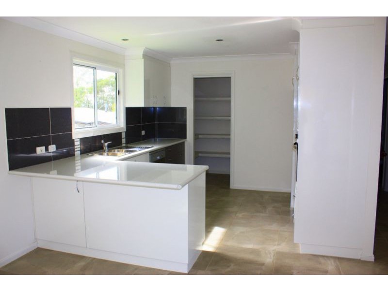 7 Gordon Road, Raleigh NSW 2454