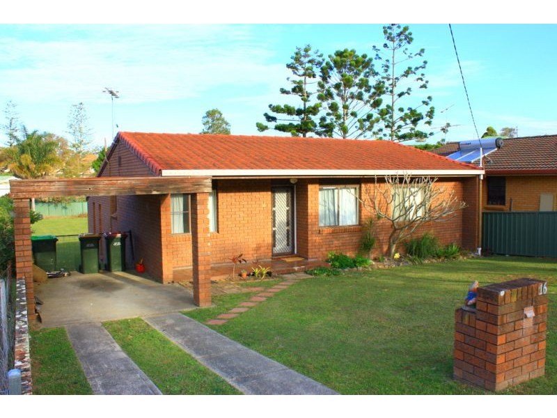 16 Lourdes Avenue, Urunga NSW 2455