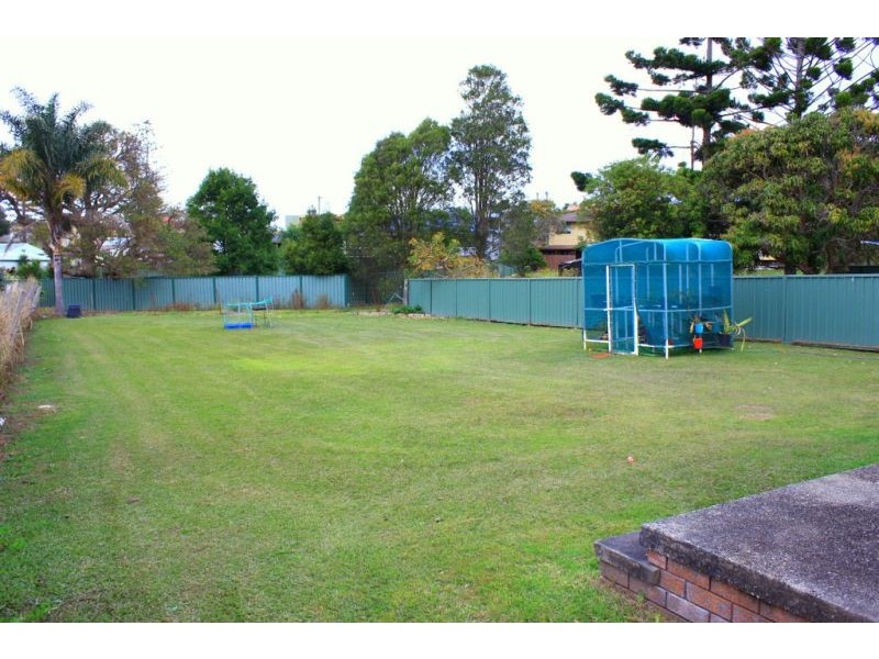 16 Lourdes Avenue, Urunga NSW 2455
