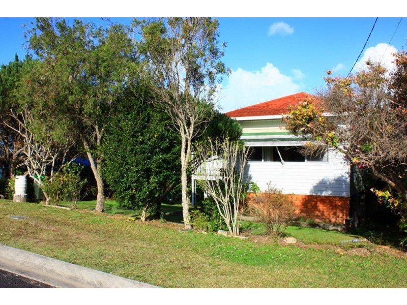 81 Pacific Highway, Urunga NSW 2455