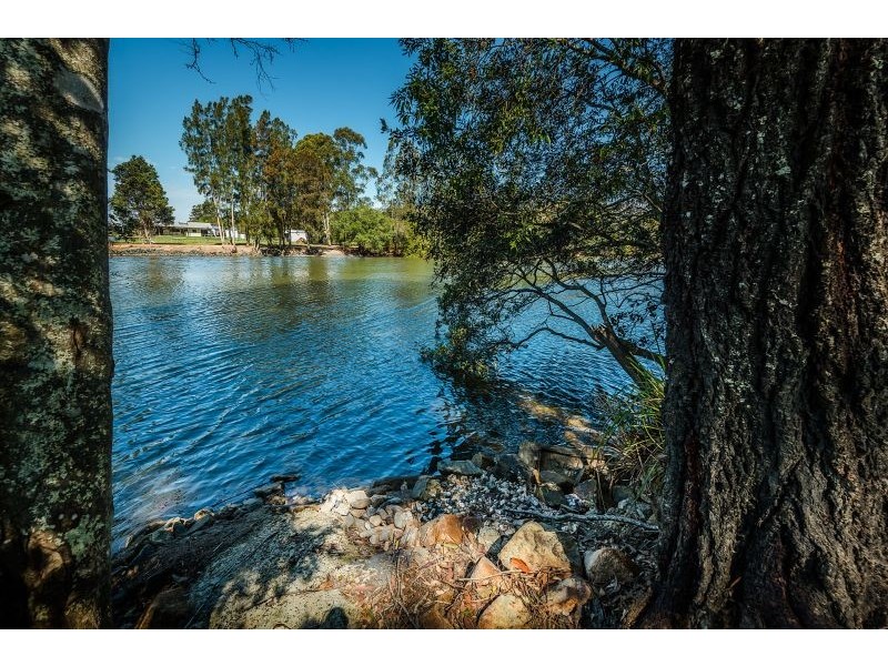 10 Riverside Drive, Urunga NSW 2455