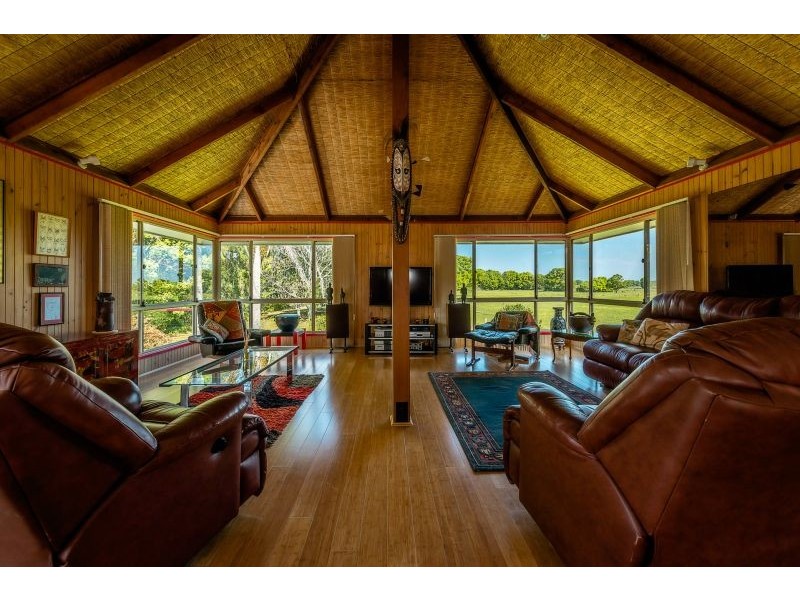 111 Old Ferry Road, Raleigh NSW 2454