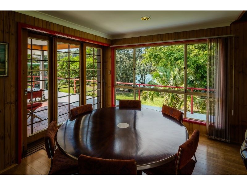 111 Old Ferry Road, Raleigh NSW 2454