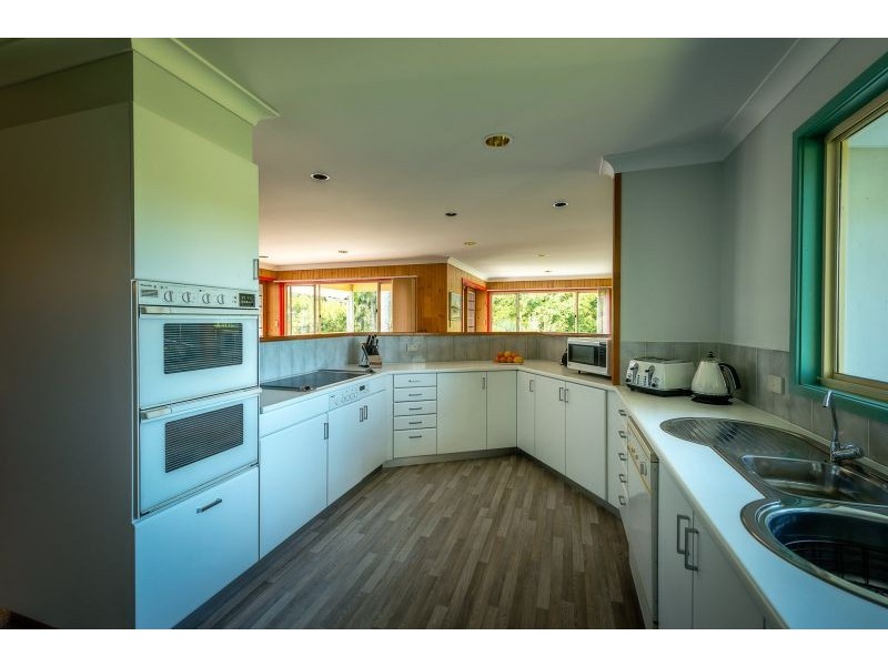 111 Old Ferry Road, Raleigh NSW 2454