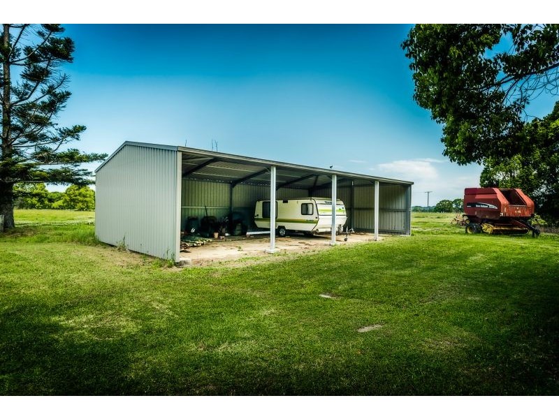 111 Old Ferry Road, Raleigh NSW 2454