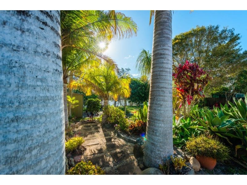 33 Burrawong Parade, Urunga NSW 2455