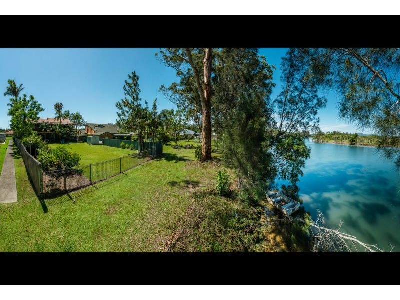 25 Burrawong Parade, Urunga NSW 2455