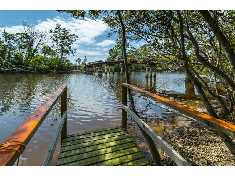 1 Newry Island Drive, Urunga NSW 2455