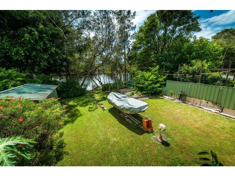 1 Newry Island Drive, Urunga NSW 2455