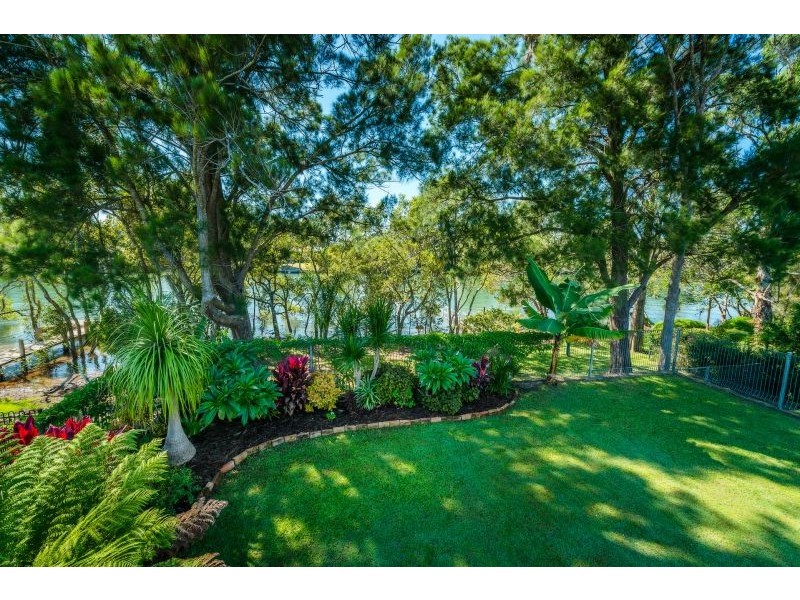 14 Island Place, Urunga NSW 2455