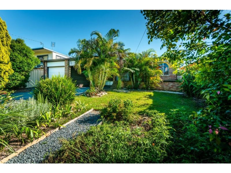68 Hillside Drive, Urunga NSW 2455