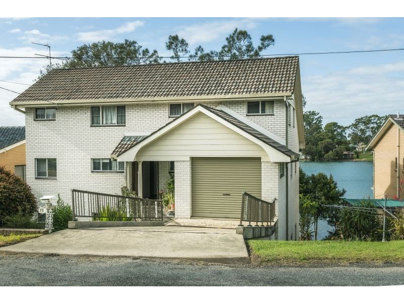 12 Vernon Crescent, Urunga NSW 2455