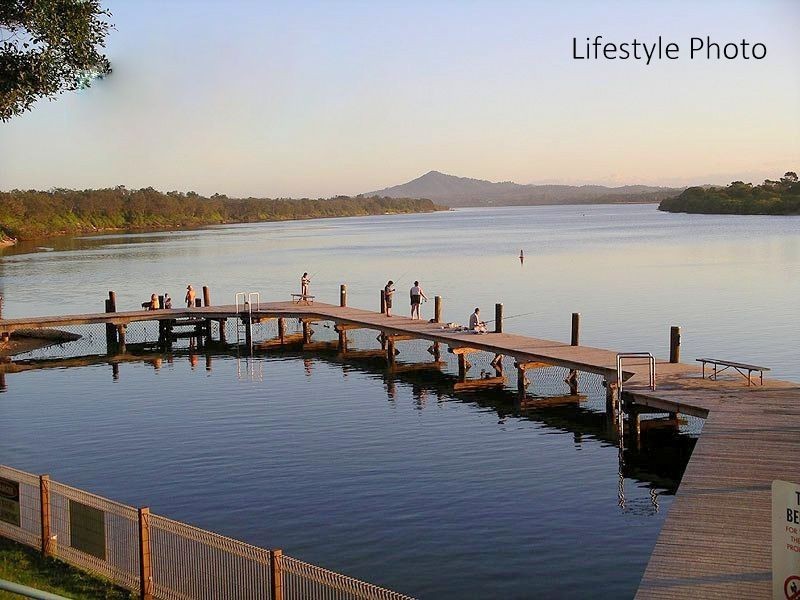 10 Honeysuckle Place, Mylestom NSW 2454