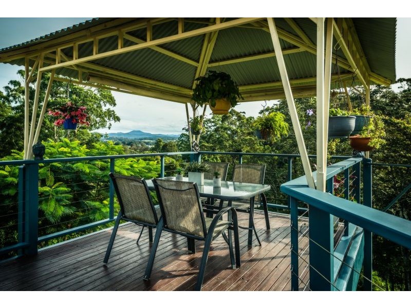 8 Tuckers Rock Road, Repton NSW 2454