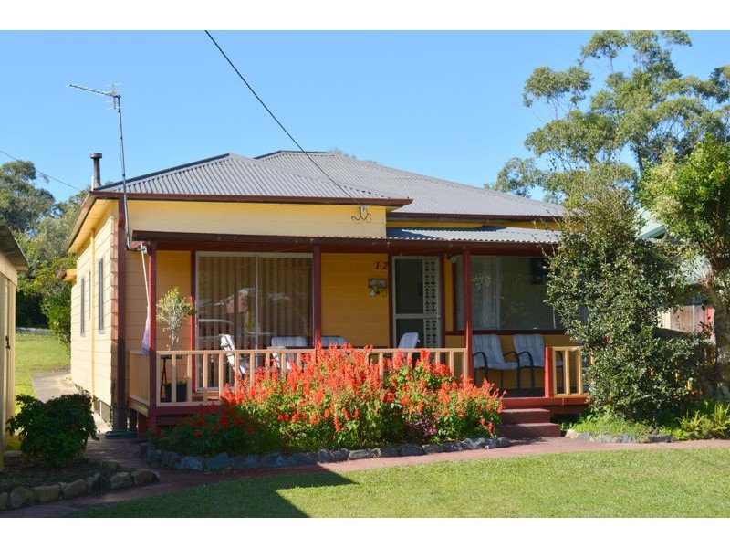 12 Hunter Street, Repton NSW 2454