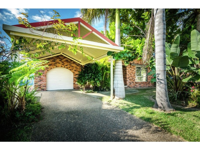 4 Myall Crt, Urunga NSW 2455
