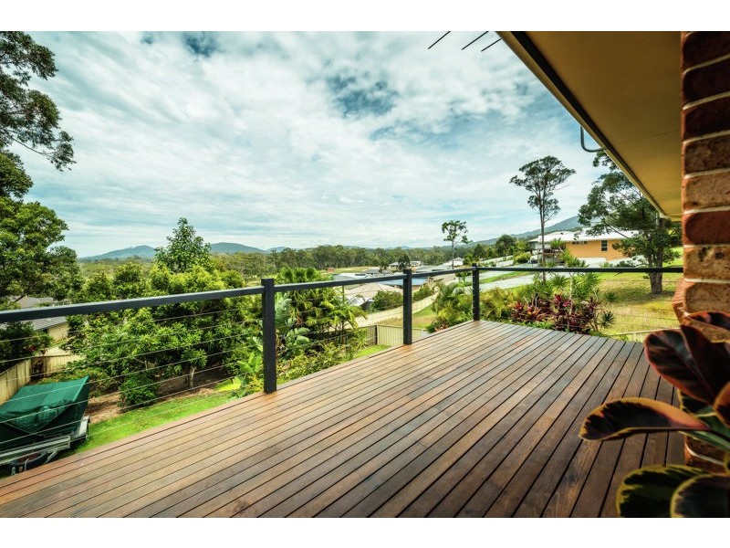 82 Ocean View Drive, Valla Beach NSW 2448