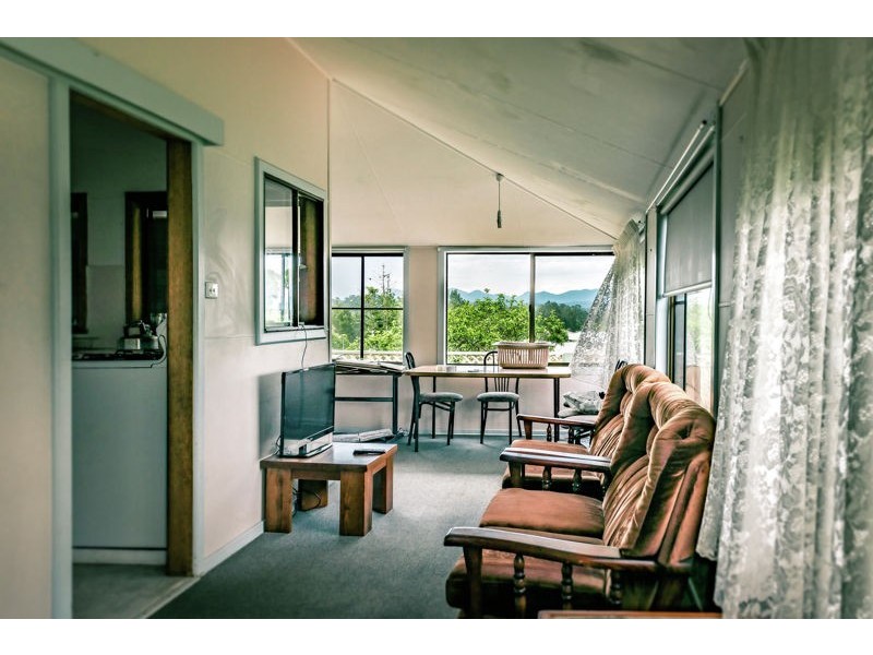 132 Pacific Highway, Urunga NSW 2455