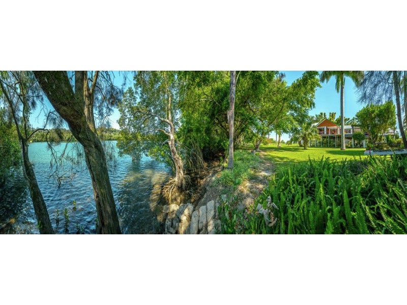 111 Old Ferry Road, Urunga NSW 2455