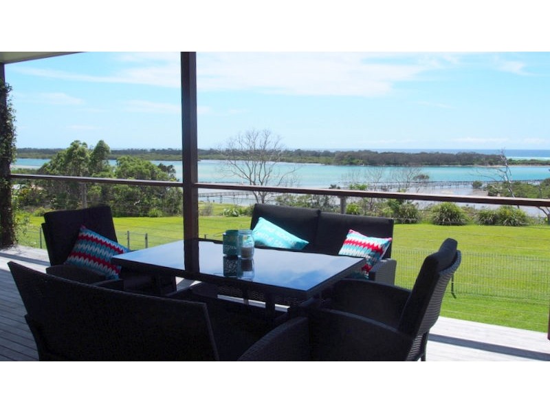 18 Morgo Street, Urunga NSW 2455