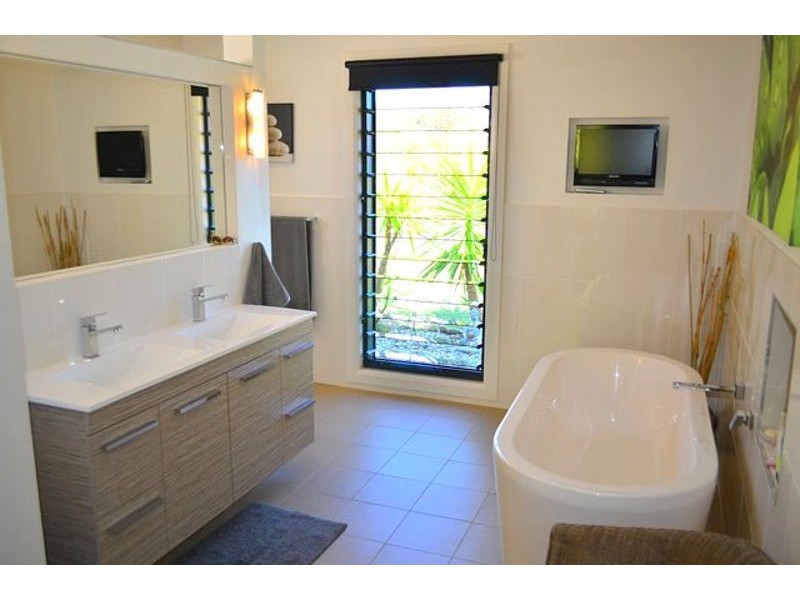 29 Lake Crt, Urunga NSW 2455