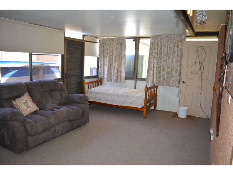 13 Vernon Crescent, Urunga NSW 2455