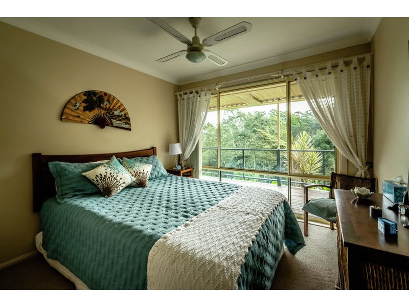 8 Tuckers Rock Rd, Repton NSW 2454