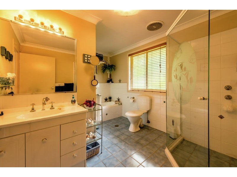 8 Tuckers Rock Rd, Repton NSW 2454