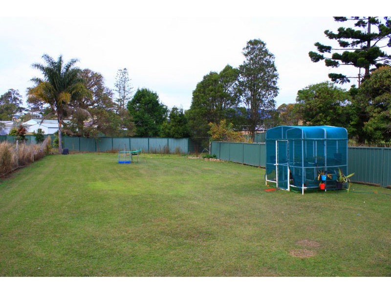 16 Lourdes Avenue, Urunga NSW 2455
