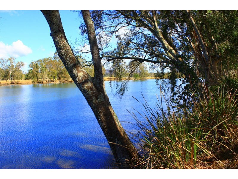 313 South Arm Rd, Urunga NSW 2455