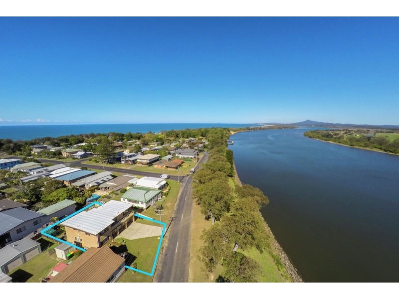 8 River Street, Mylestom NSW 2454