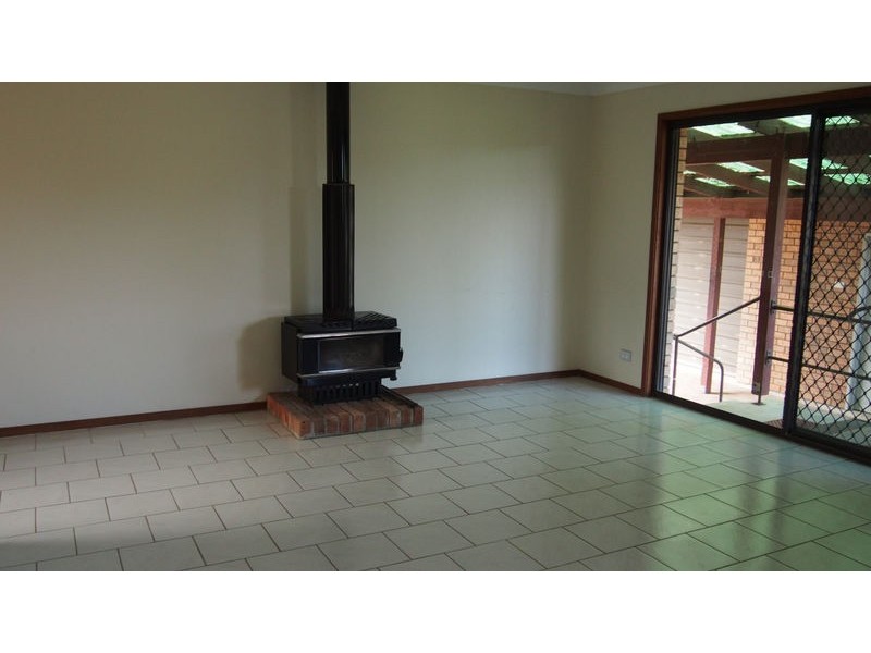 8 Marina Crescent, Urunga NSW 2455