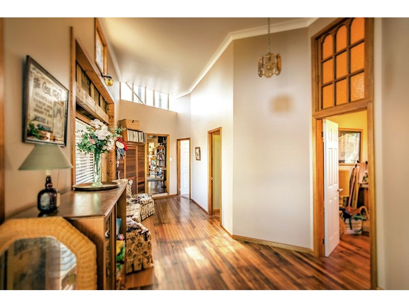 93 Old Pacific Hwy, Raleigh NSW 2454