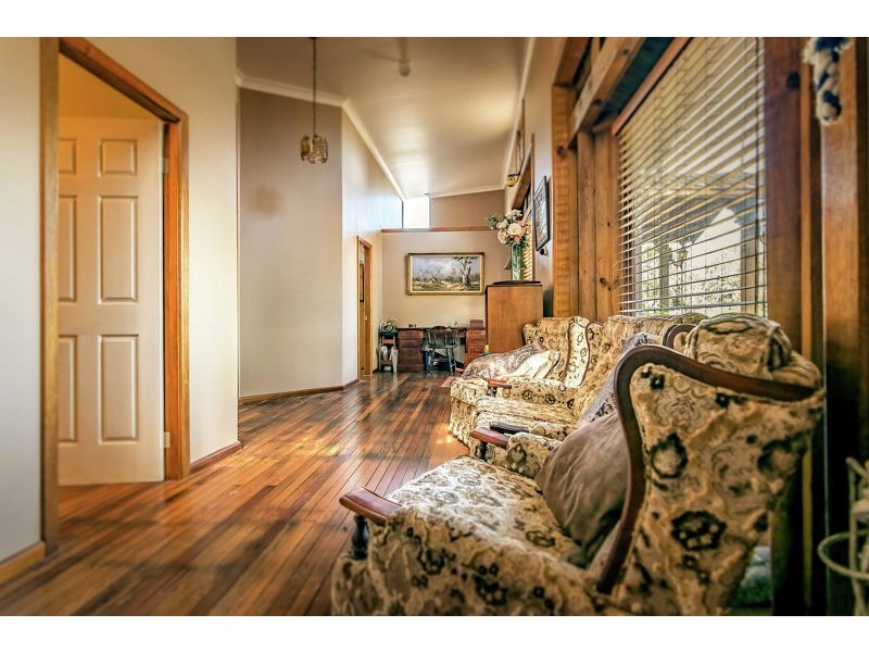 93 Old Pacific Hwy, Raleigh NSW 2454