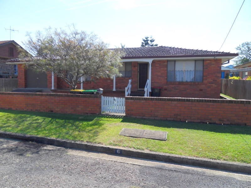 6 Moore Place, Urunga NSW 2455