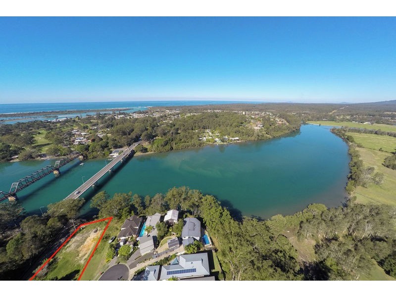 8 Dolphin Court, Urunga NSW 2455