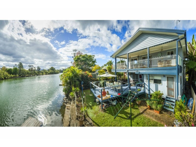 15 Marina Crescent, Urunga NSW 2455
