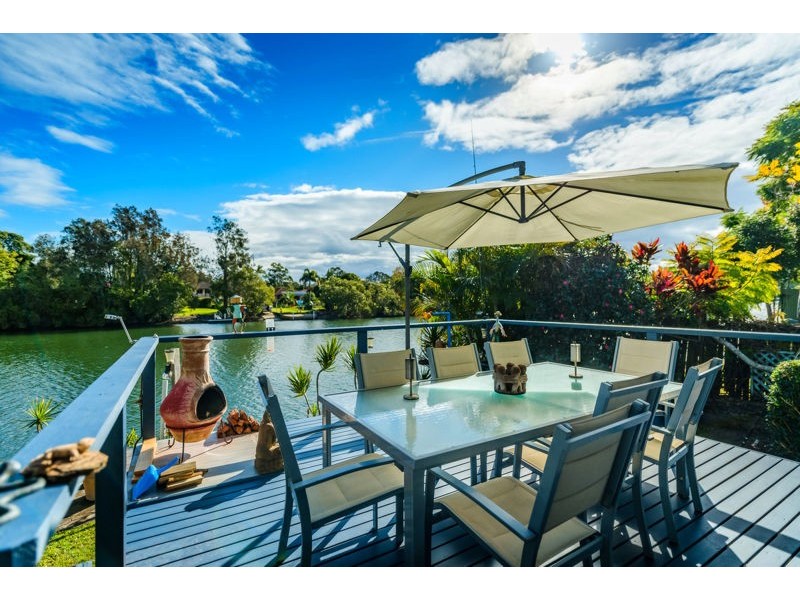 15 Marina Crescent, Urunga NSW 2455