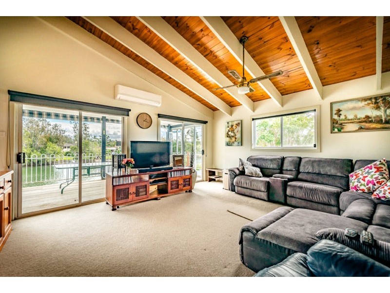 15 Marina Crescent, Urunga NSW 2455