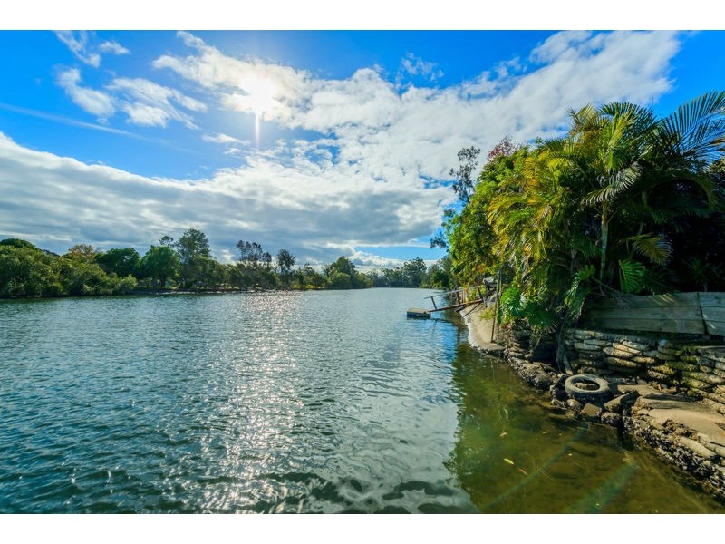 15 Marina Crescent, Urunga NSW 2455