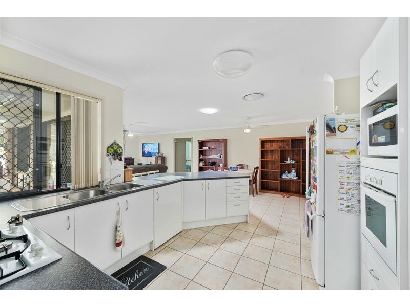 13 Lake Ct, Urunga NSW 2455