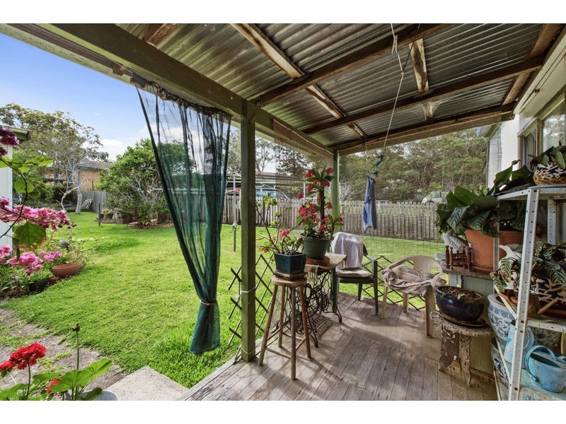 17 Lourdes Ave, Urunga NSW 2455