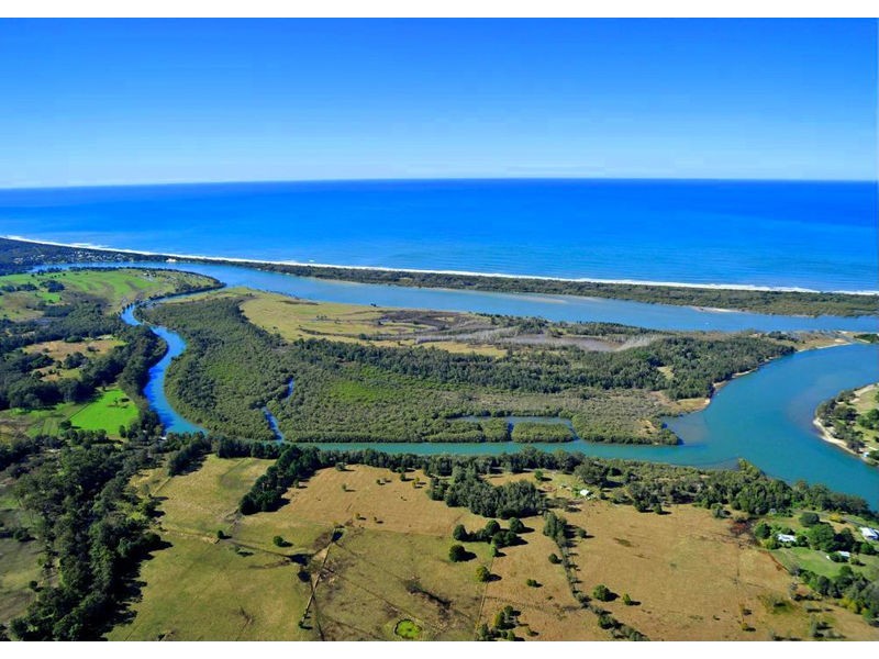 232 Urunga Island, Urunga NSW 2455
