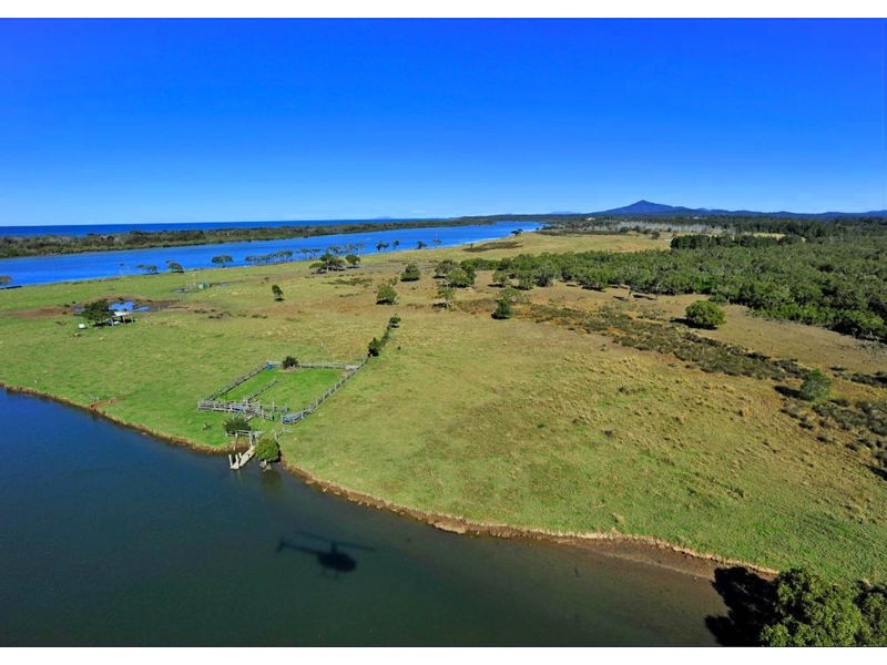 232 Urunga Island, Urunga NSW 2455