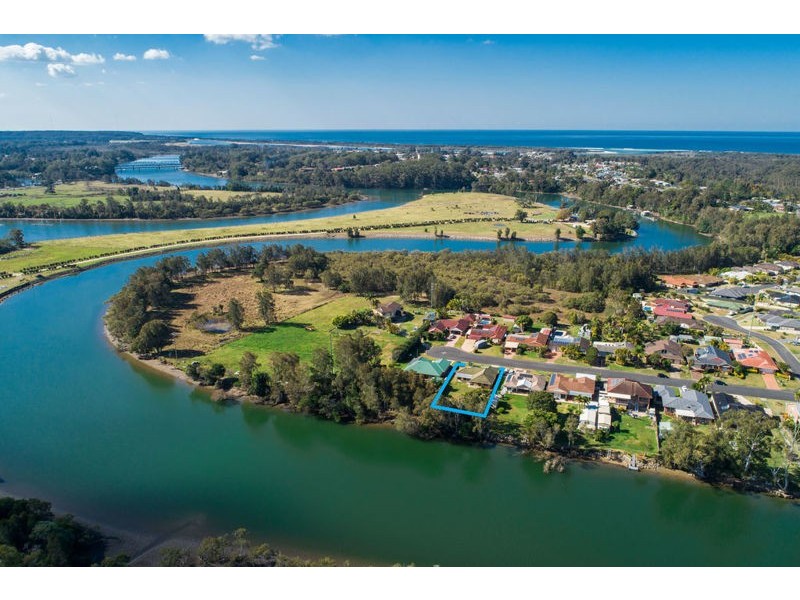37 Burrawong Parade, Urunga NSW 2455