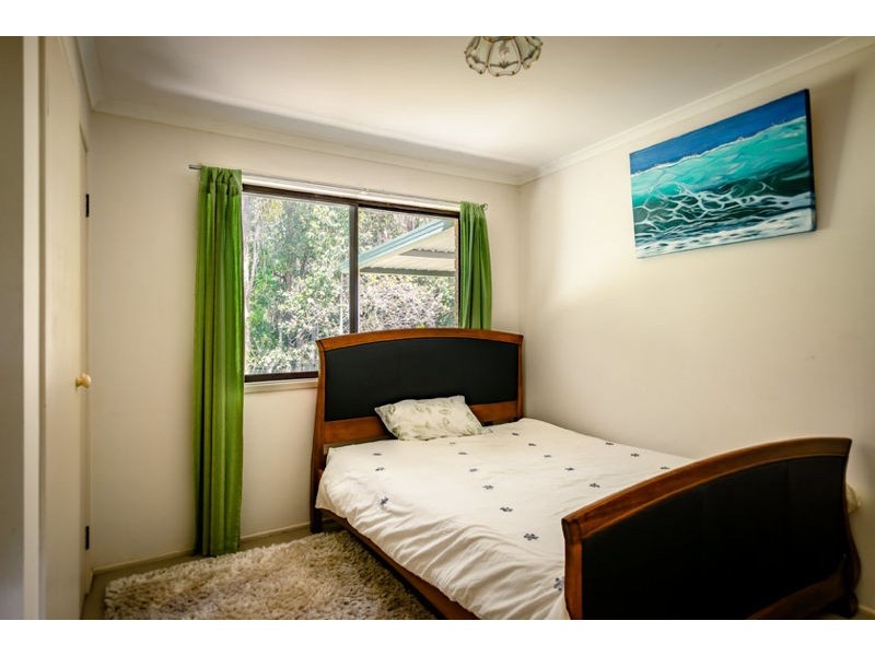 11 Brutons Road, Raleigh NSW 2454